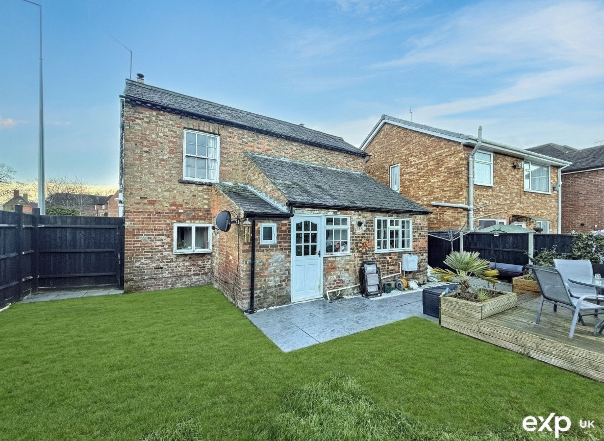 Detached House in Milton Keynes