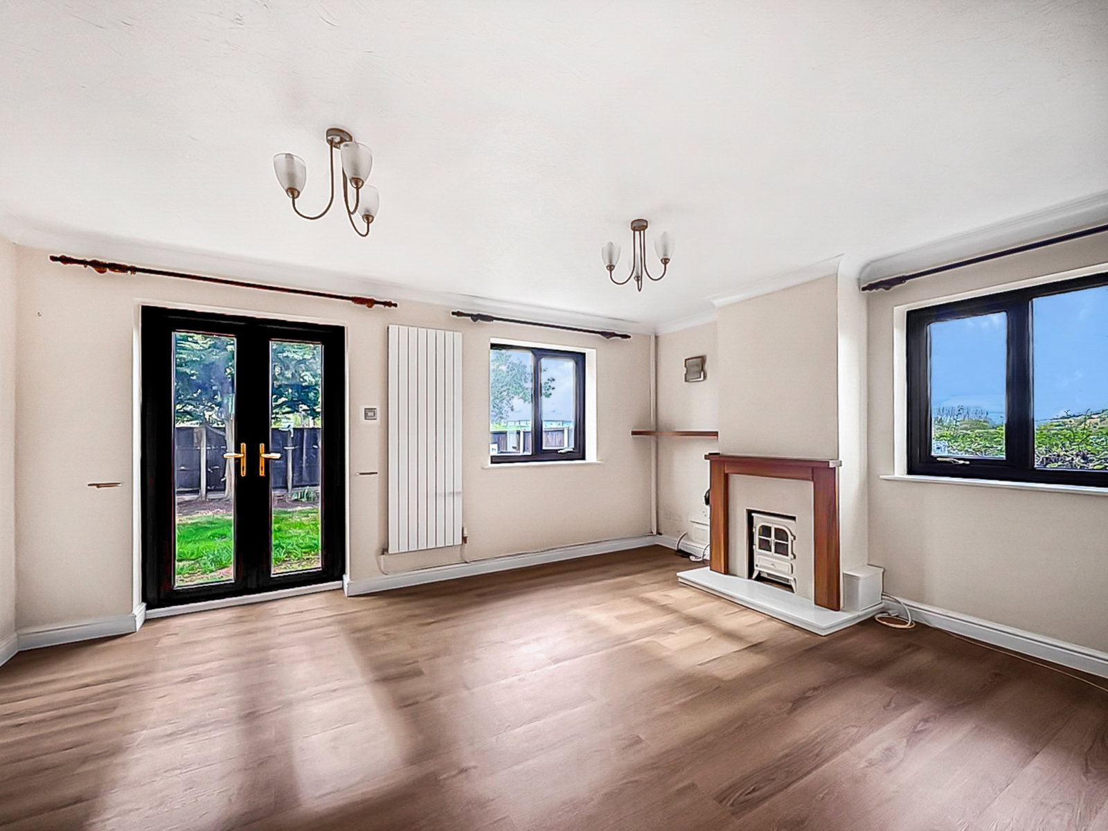 Detached House for sale in Gloucester, Elmside, Norton, Gloucester, GL2 9LY