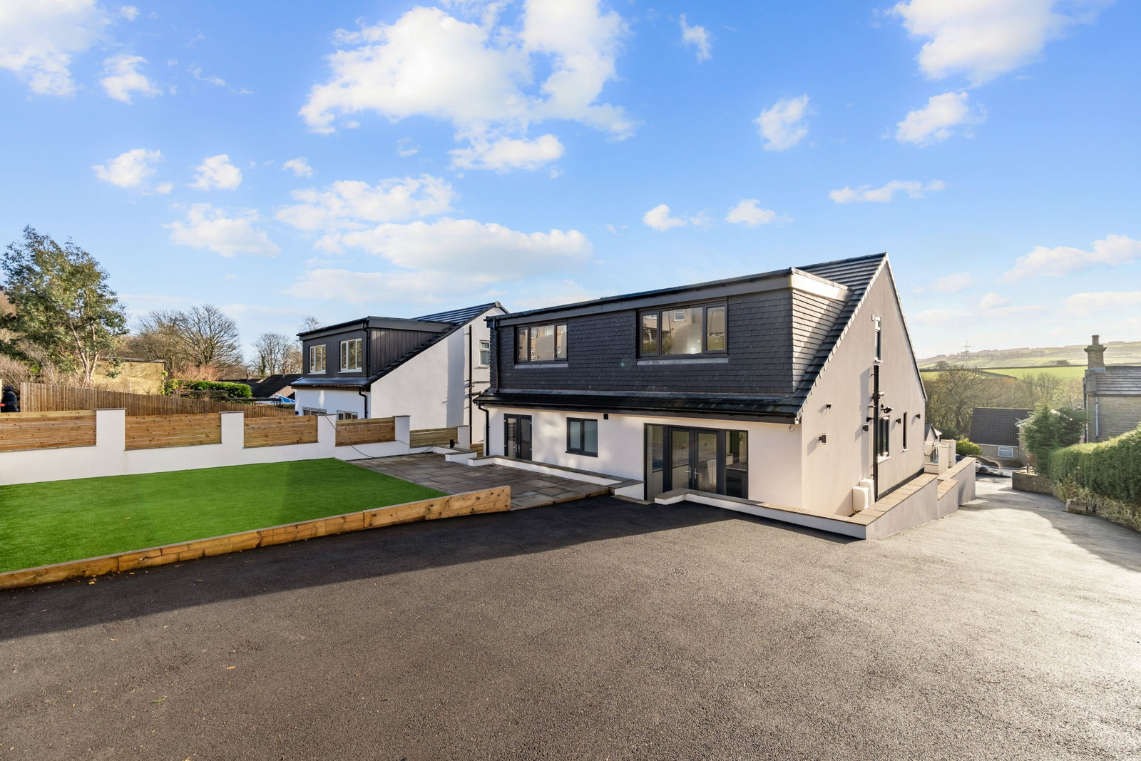 Detached House in Bradford