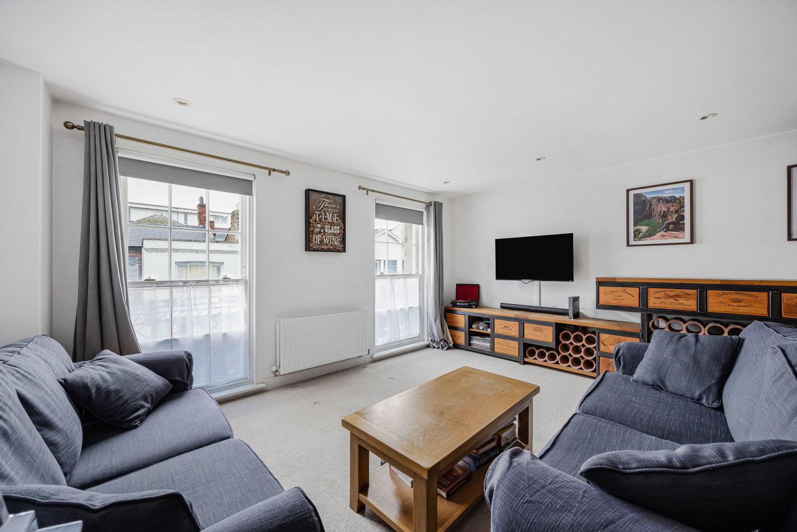 Apartment in Cheltenham