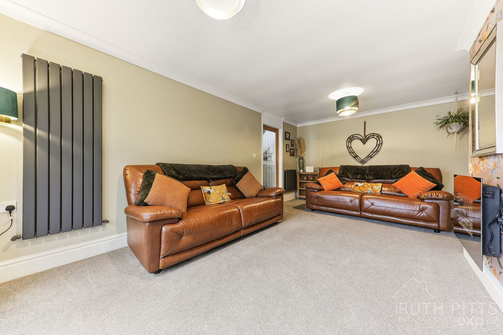 Semi Detached House in Pontefract