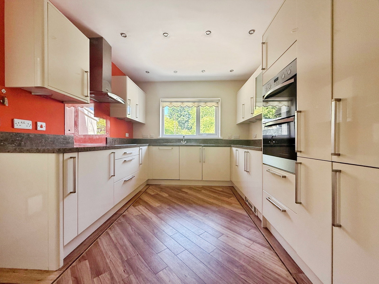 Semi Detached House in Swansea