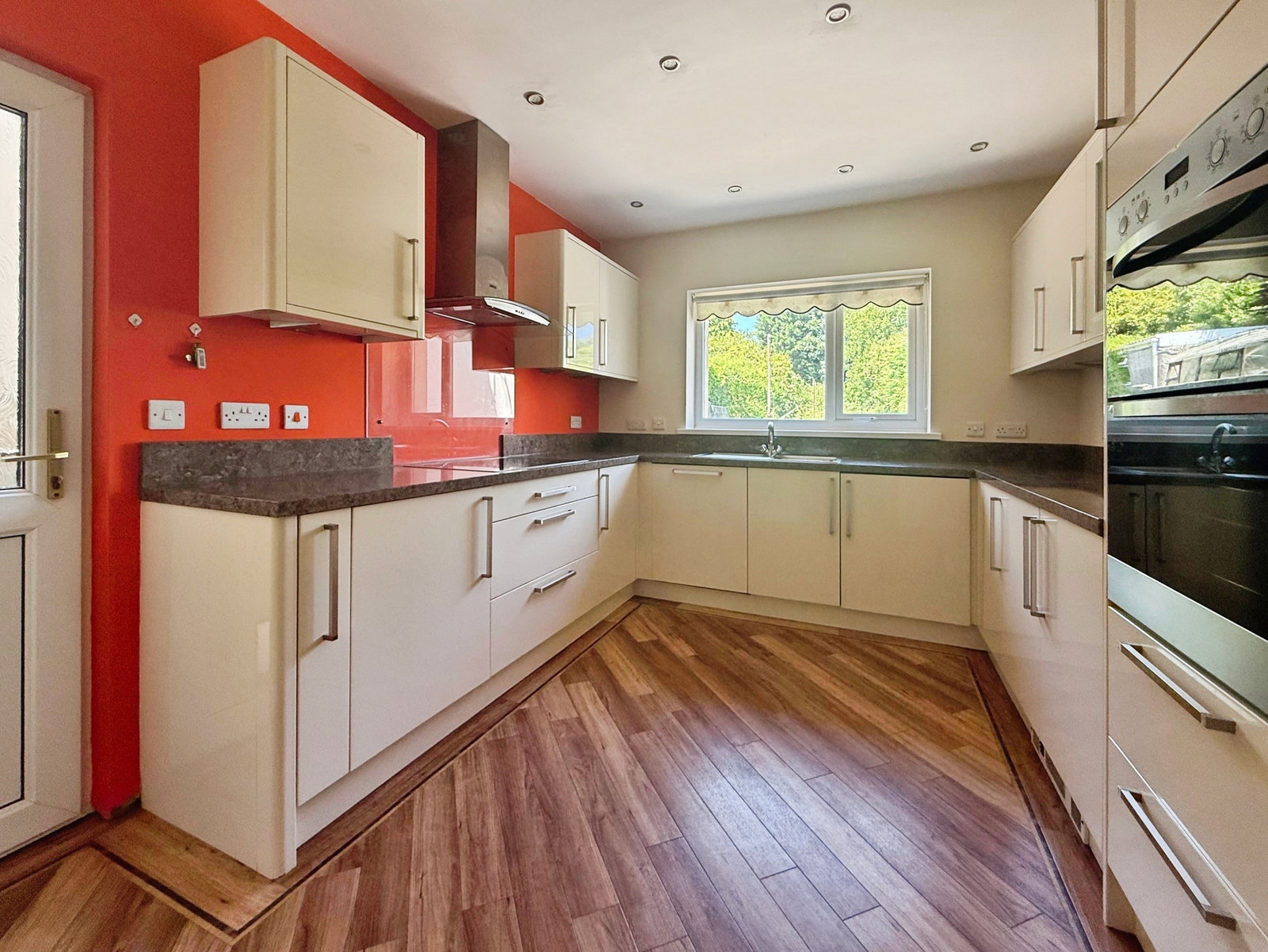 Semi Detached House in Swansea