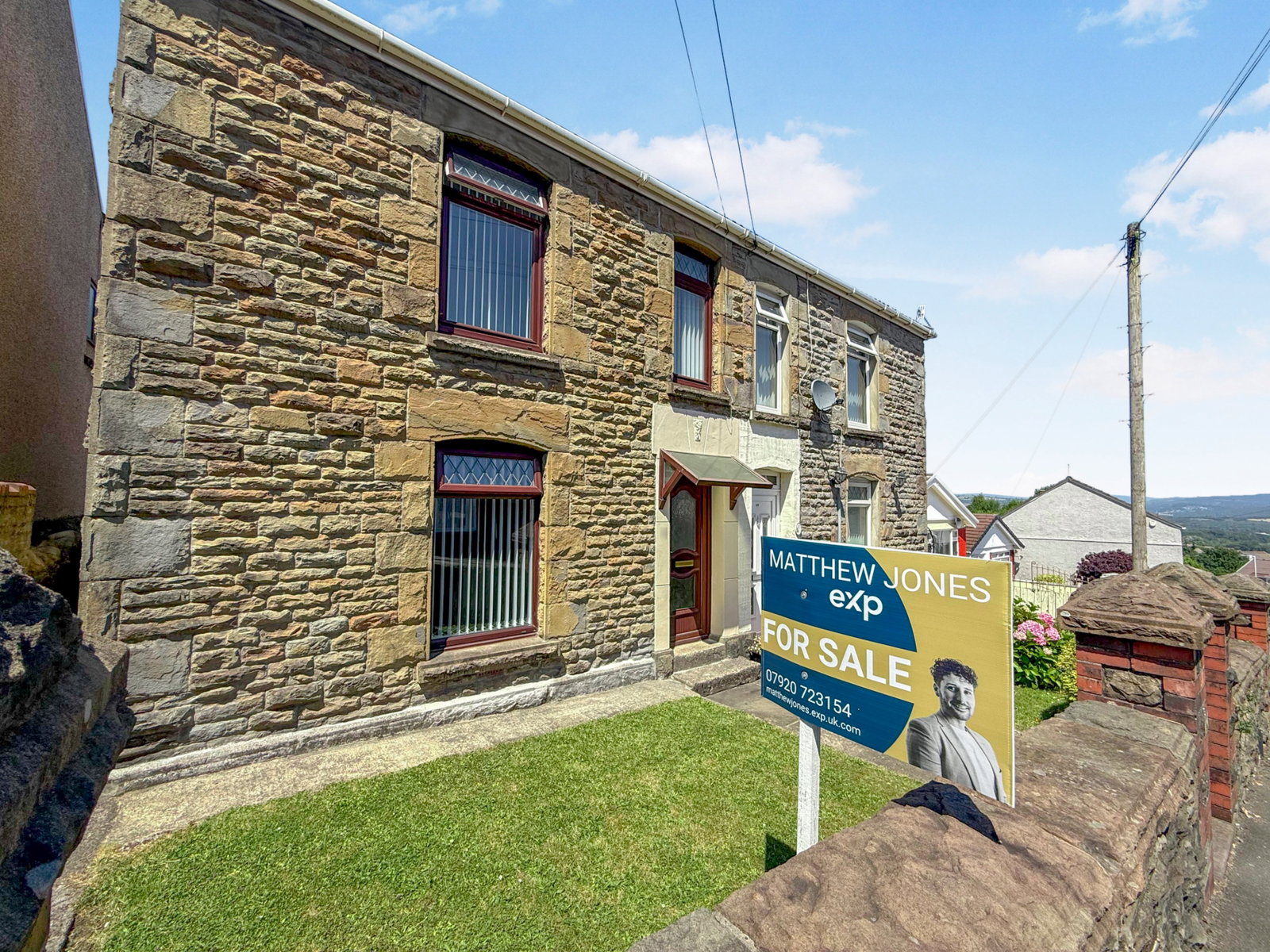 Semi Detached House in Swansea