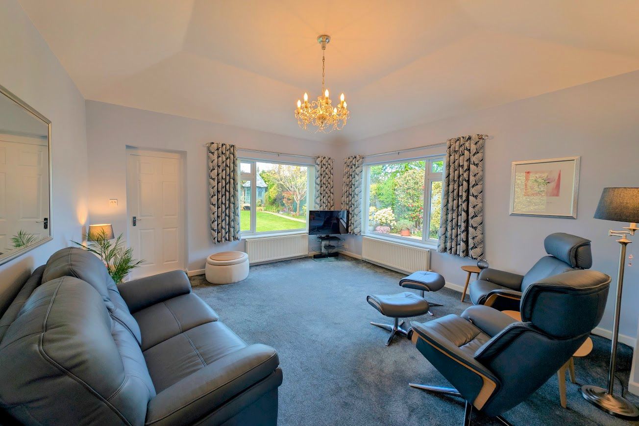 Bungalow in Ferndown
