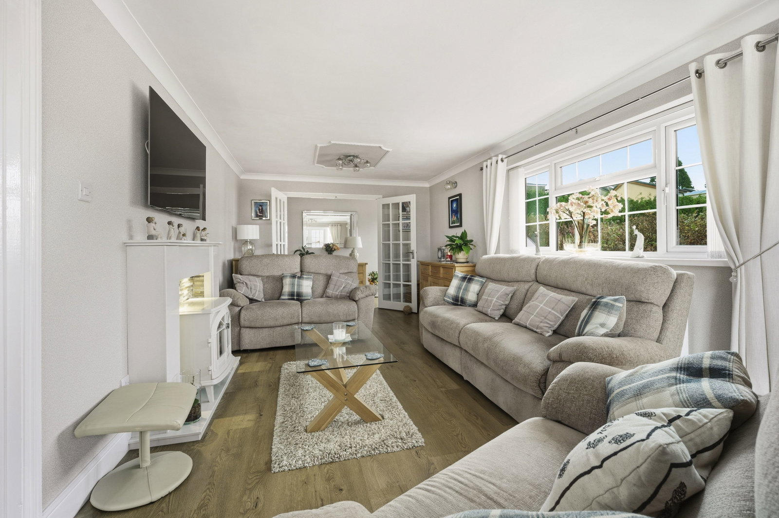 Detached House in Pontyclun