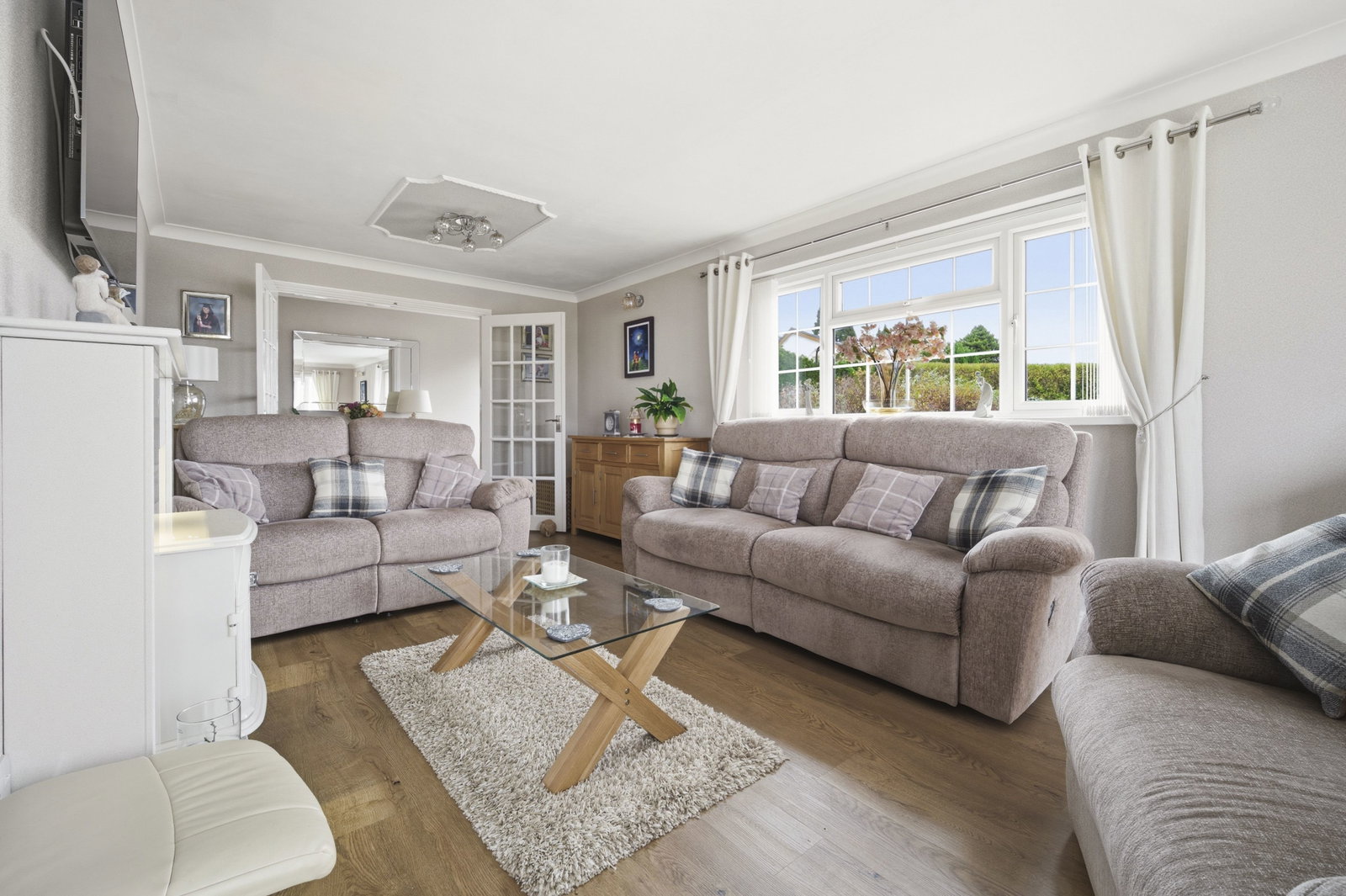 Detached House in Pontyclun