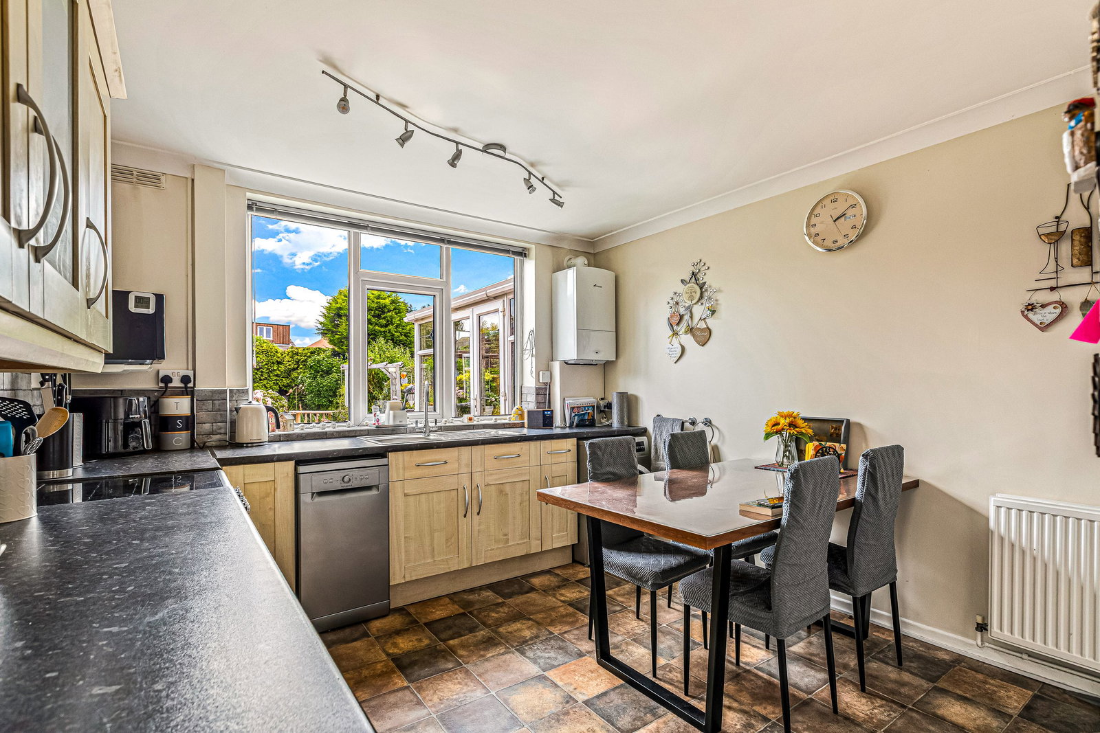 Semi Detached House in Leicester