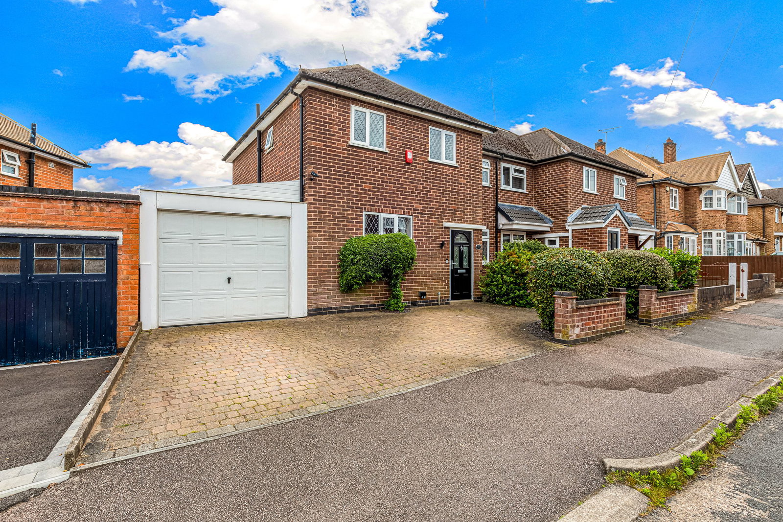 Semi Detached House in Leicester