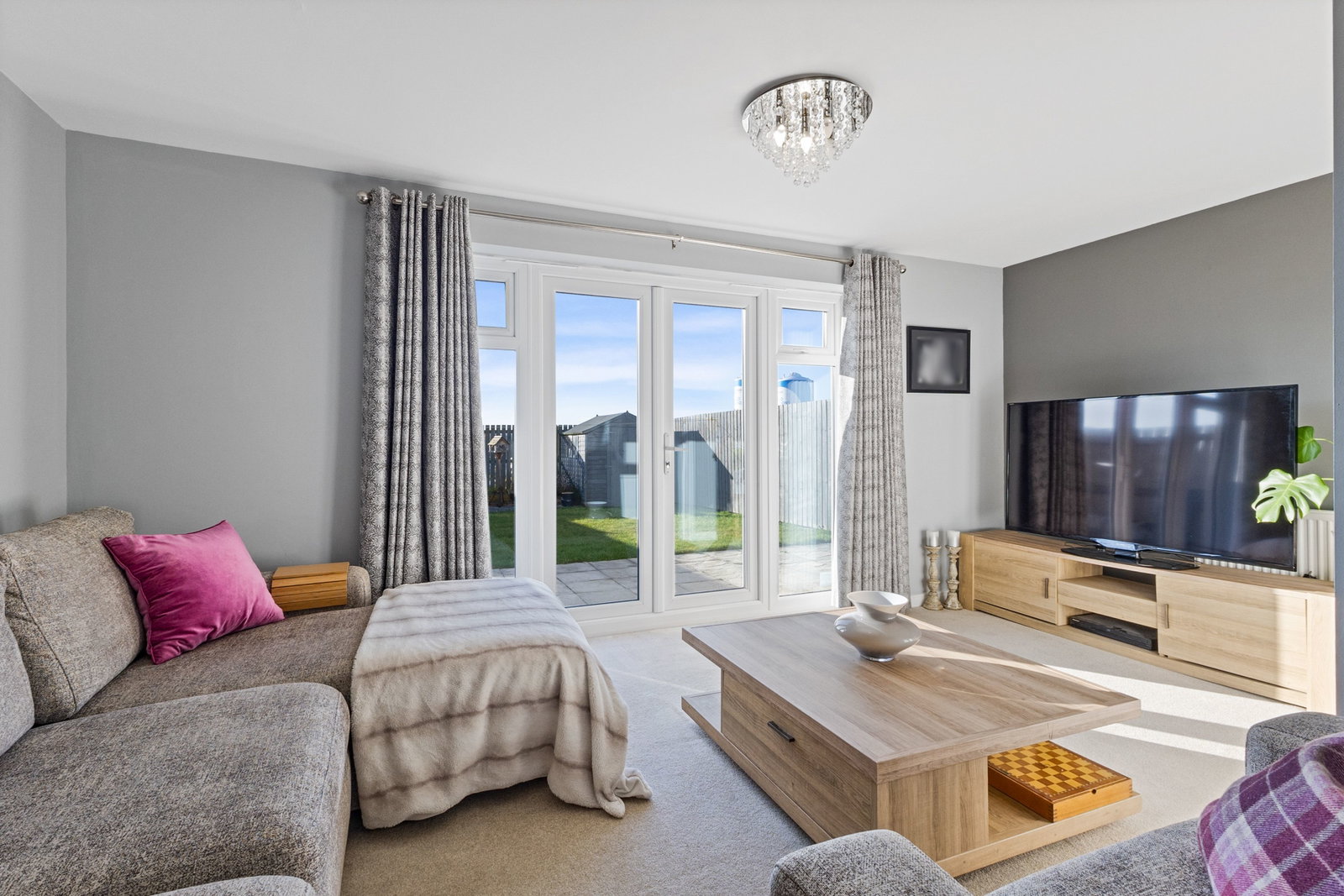 Semi Detached House in Wakefield