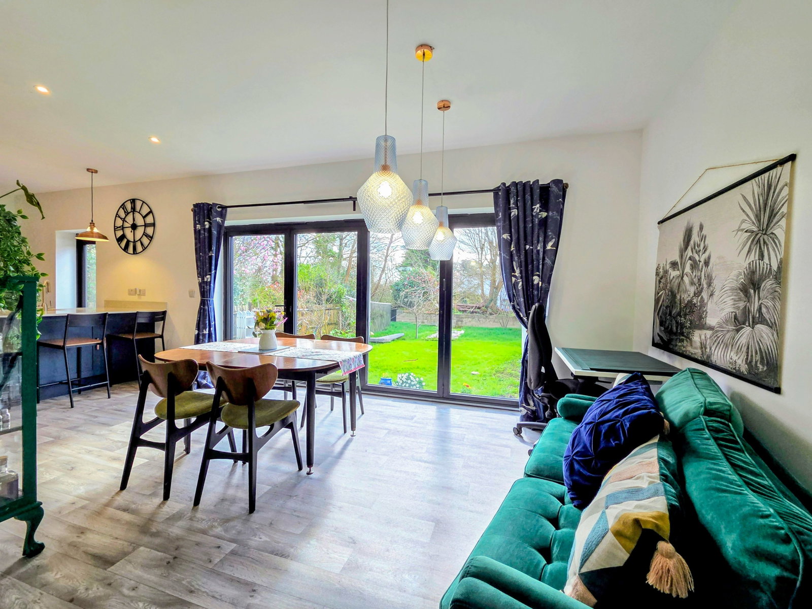 Bungalow in Plymouth