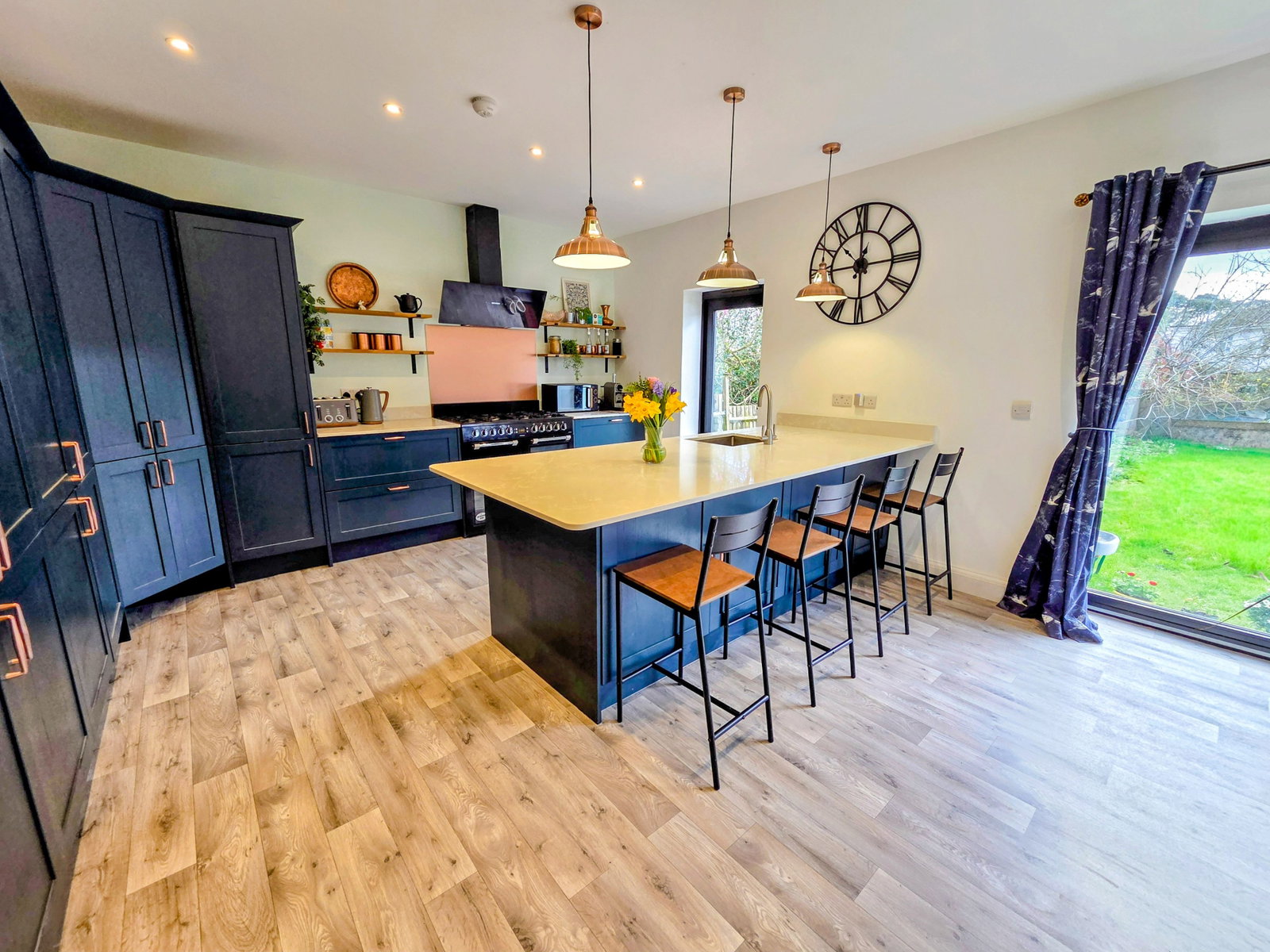 Bungalow in Plymouth