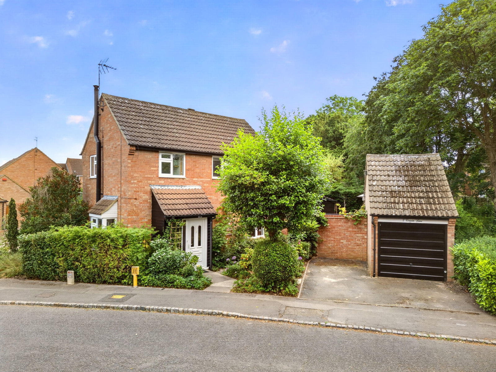 Detached House in Milton Keynes