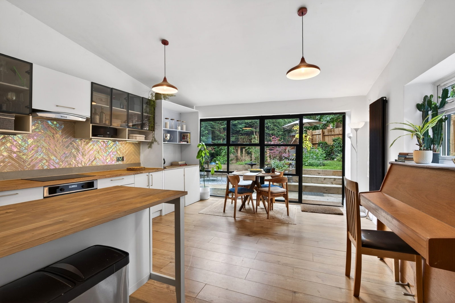 Detached House in Milton Keynes
