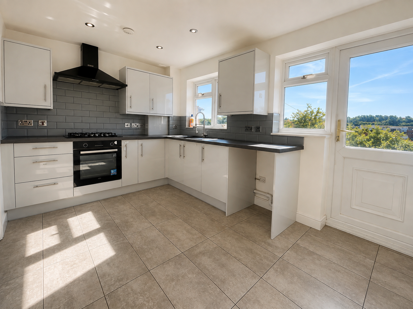 Semi Detached House in Chatham 4