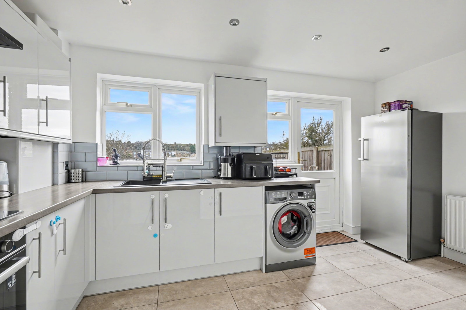 Semi Detached House in Chatham