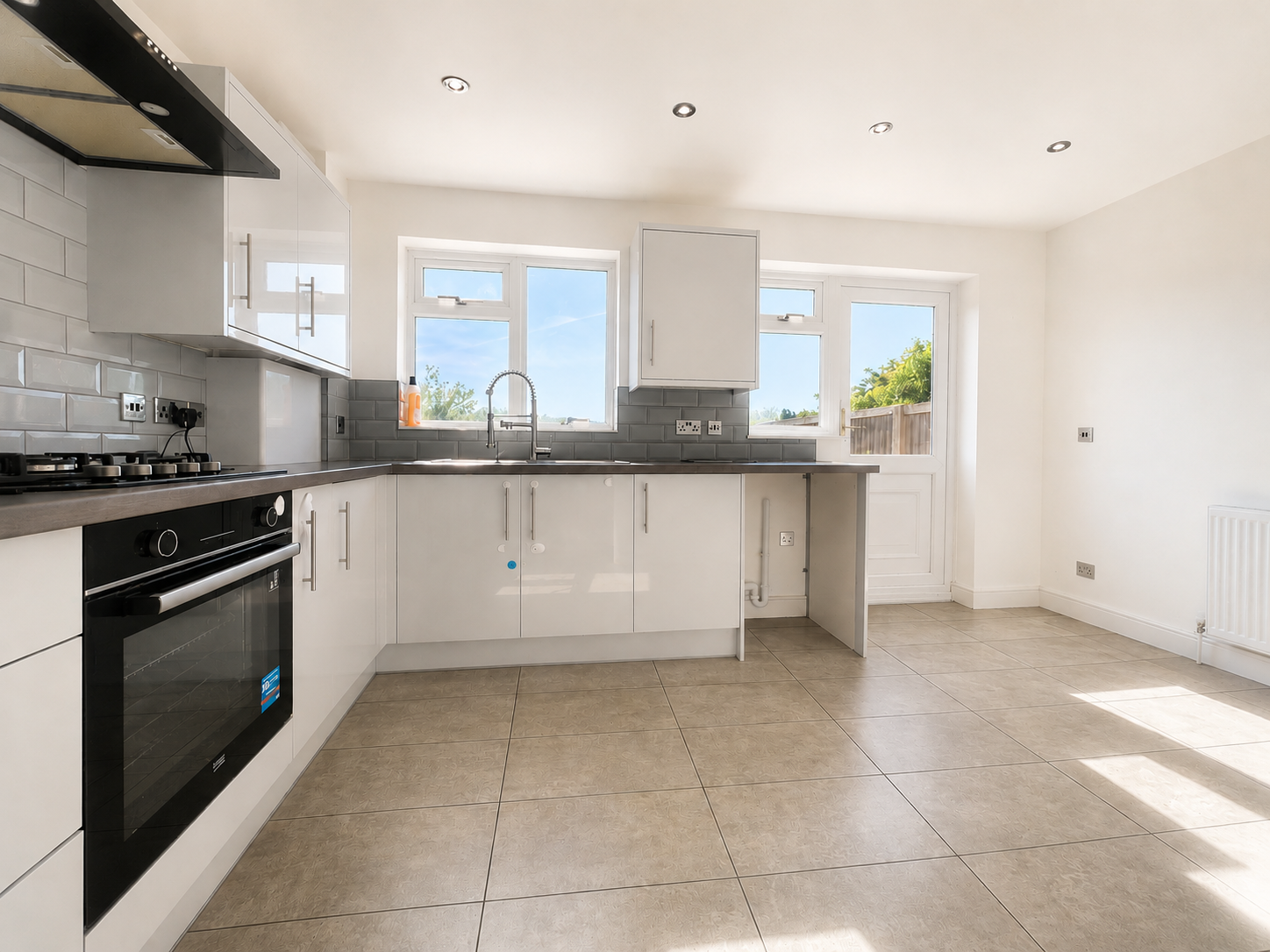 Semi Detached House in Chatham 2