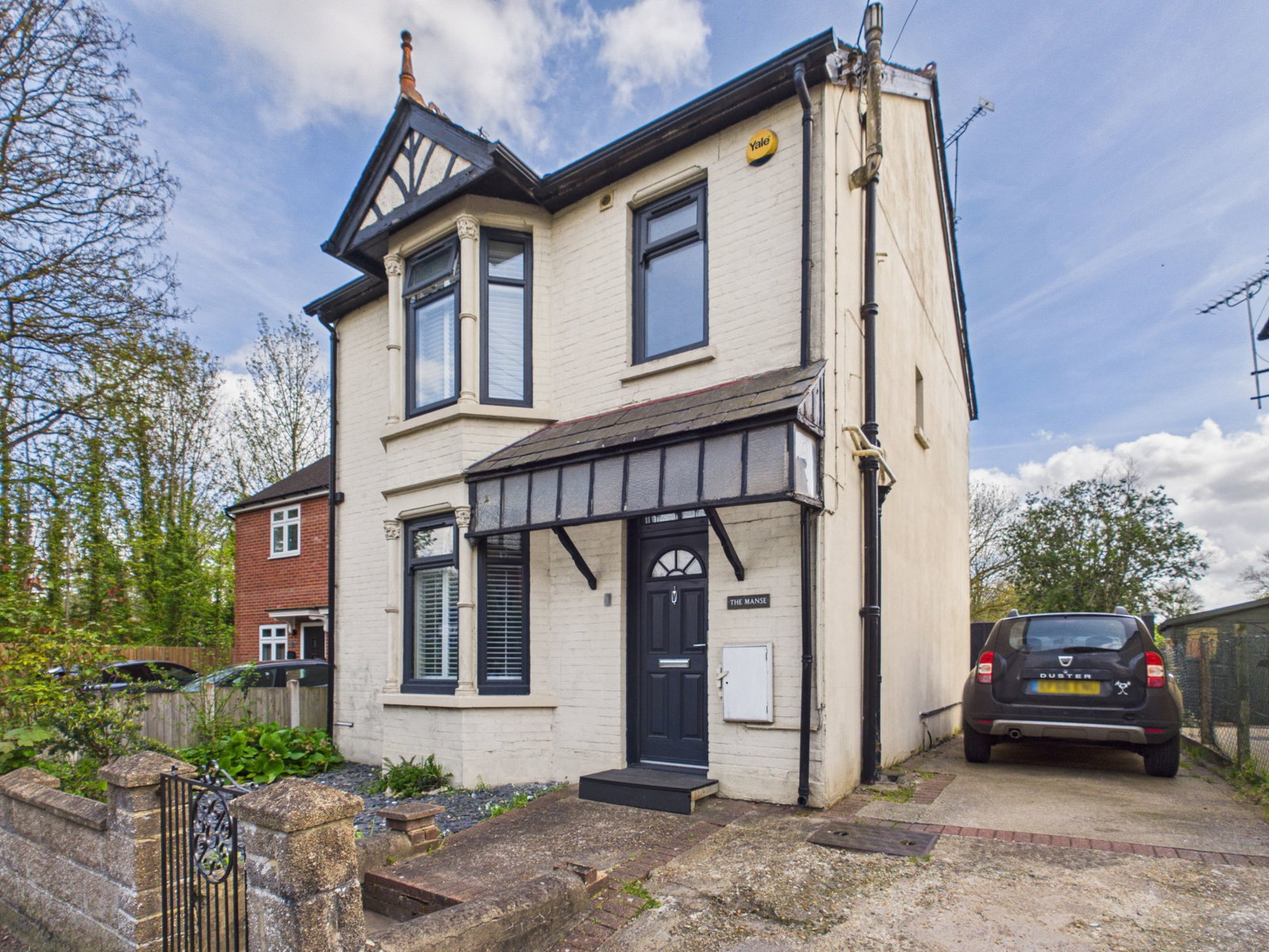 Detached House in Rochester