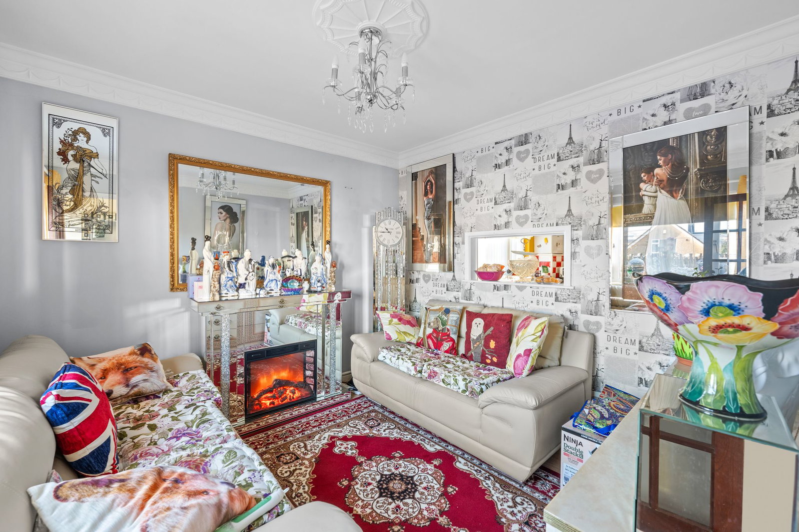 Detached House in Merthyr Tydfil