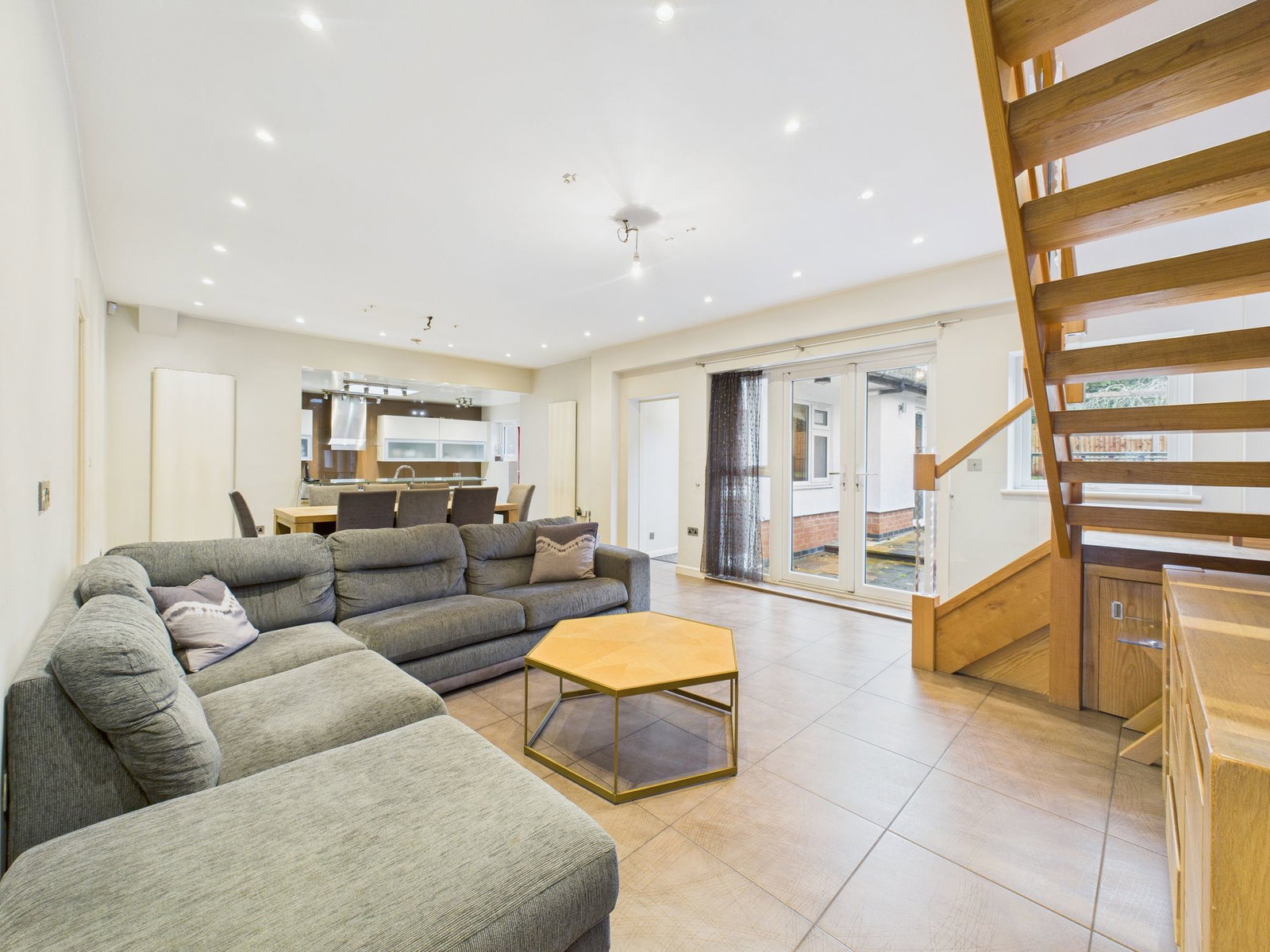 Bungalow in Leicester