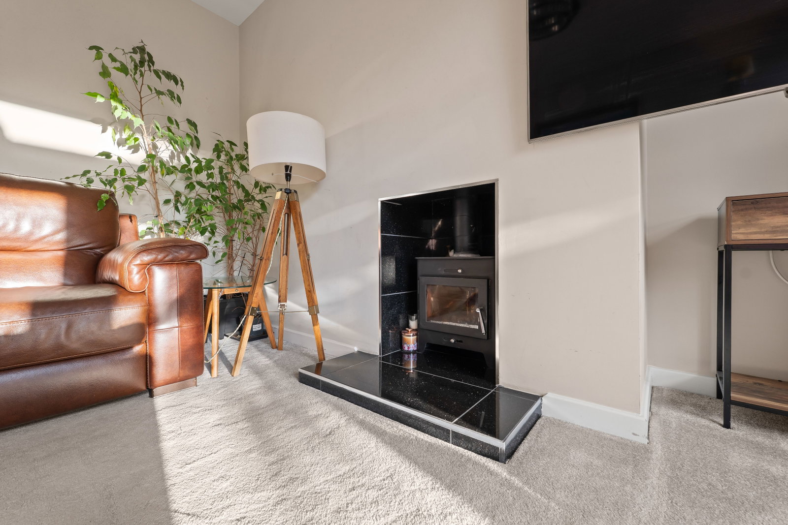 Semi Detached House in Newark