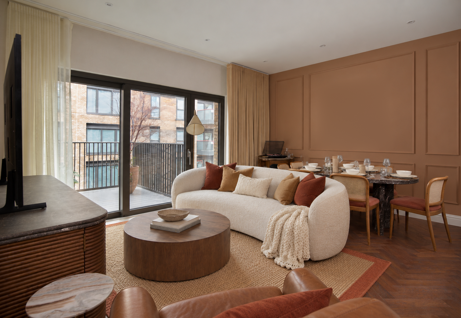 Apartment for sale in London, Camden Goods Yard | The Gallery | Request a Virtual Tour | Furniture Pack Incentives Available | Book a Private Tour, 841 m²