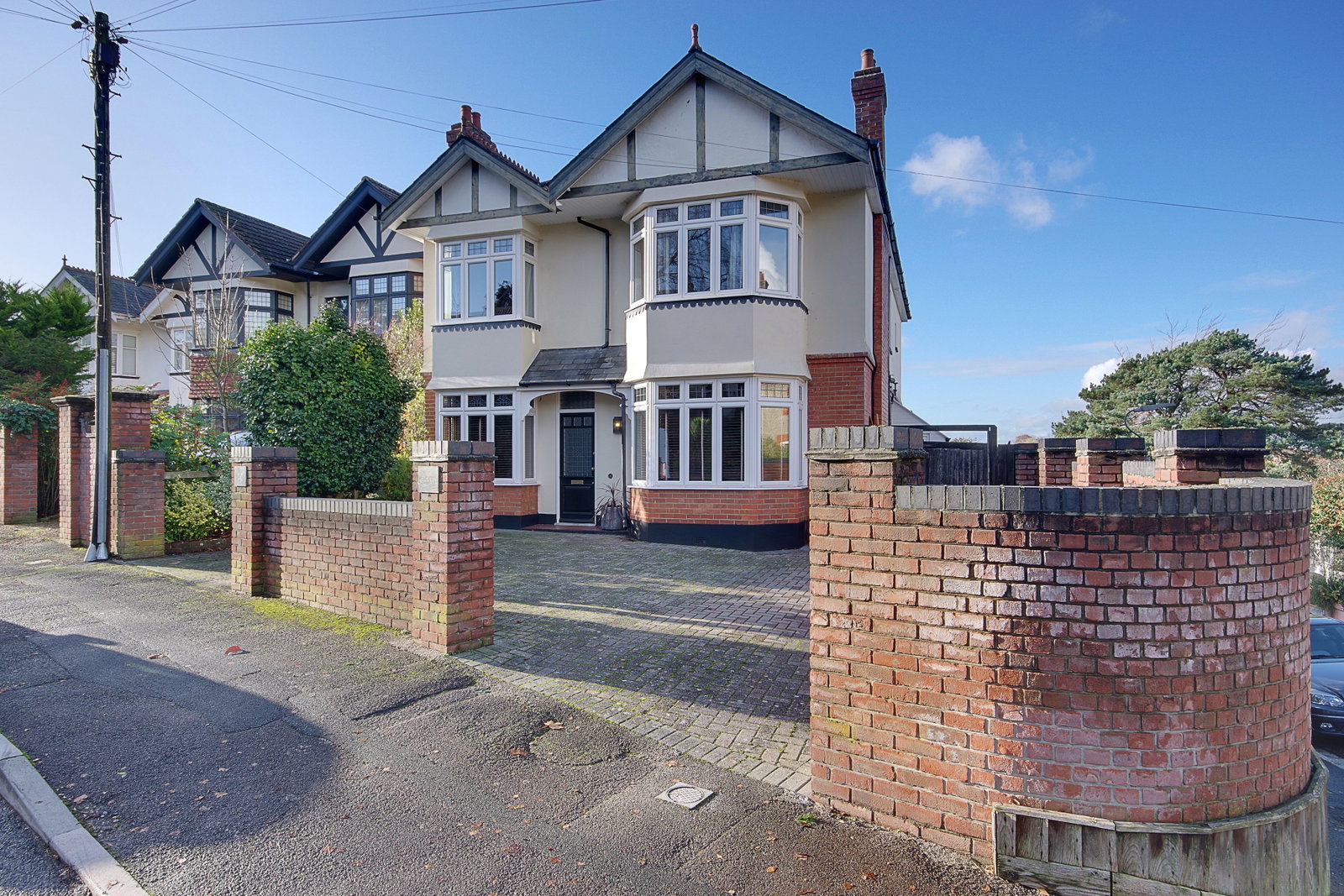Detached House in Bournemouth