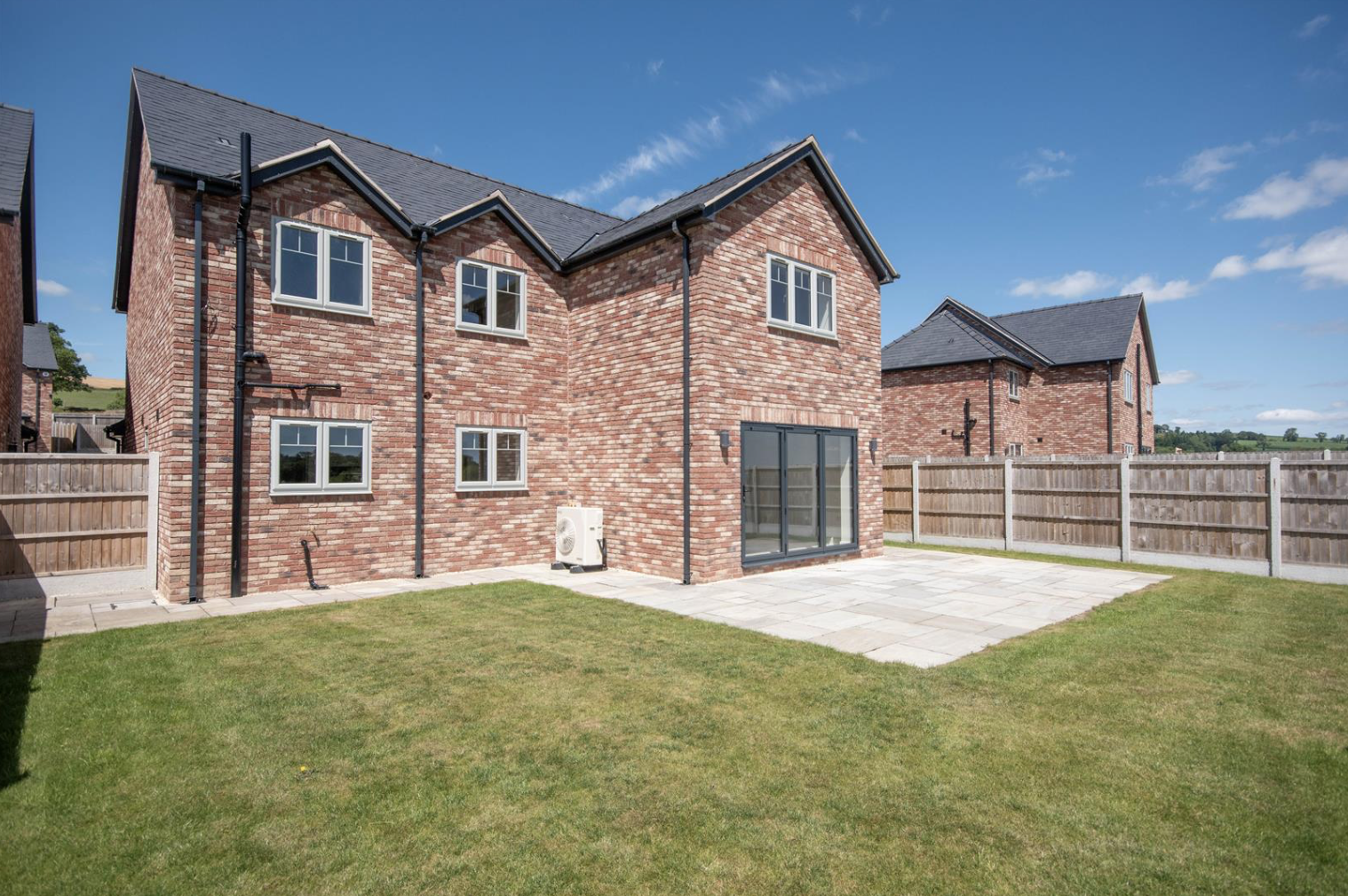 Detached House in Llansantffraid YM Mechain