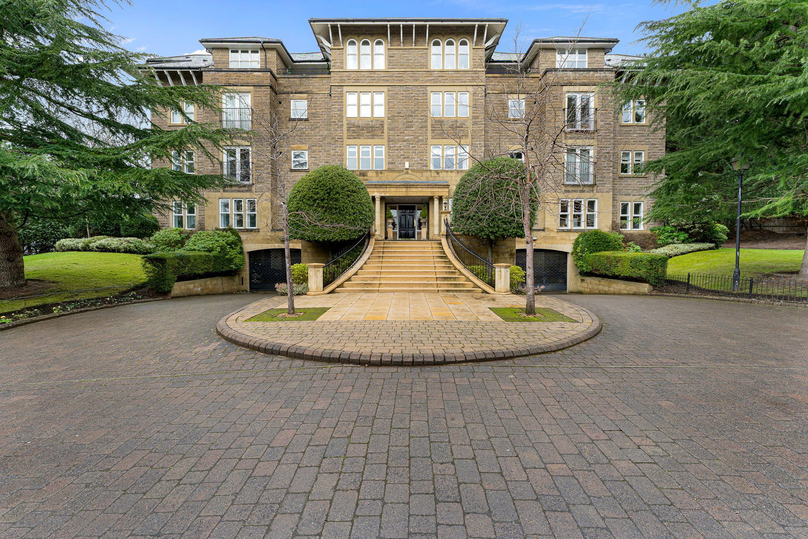 Flat in Altrincham