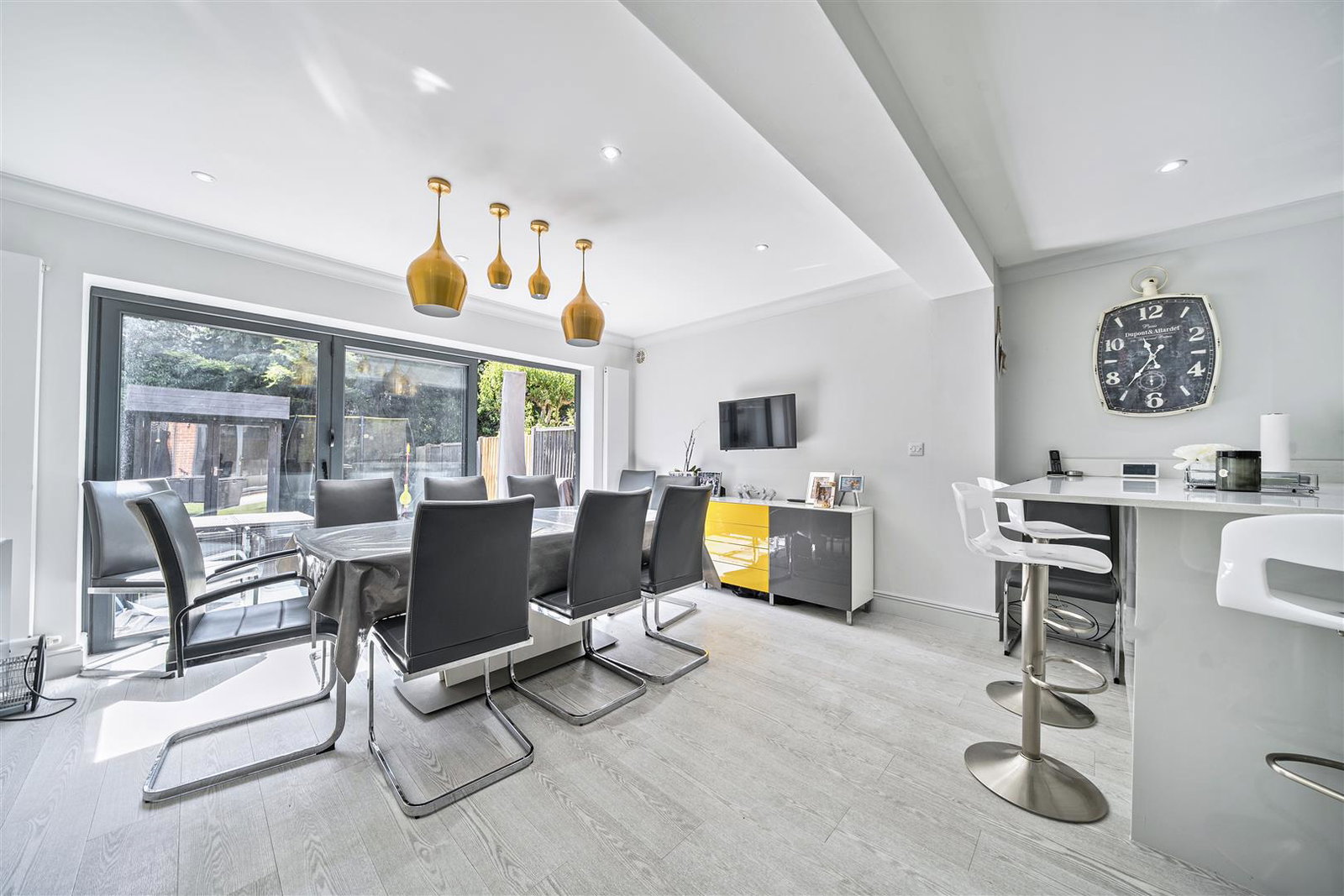 House in Bushey
