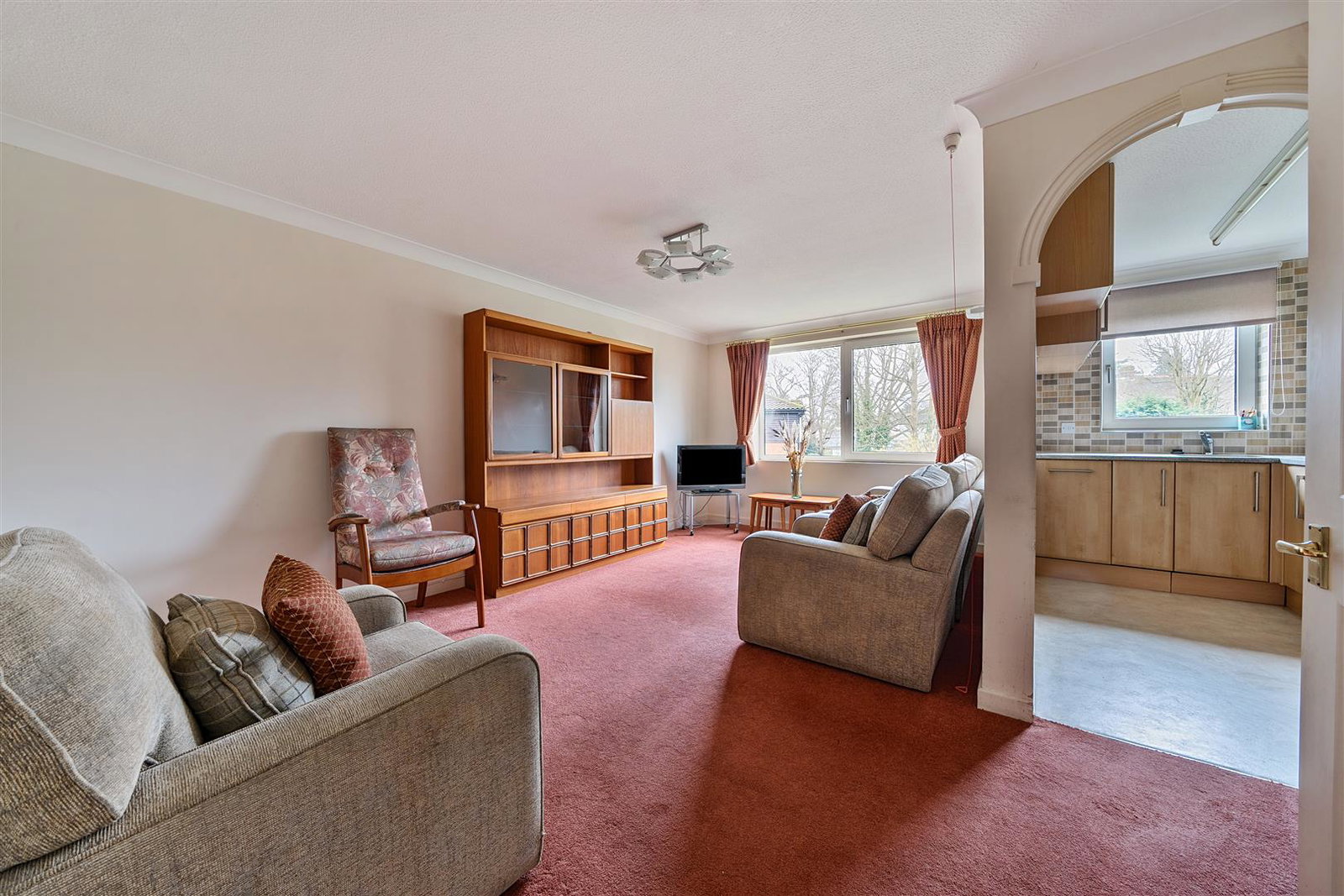 Flat in Bushey