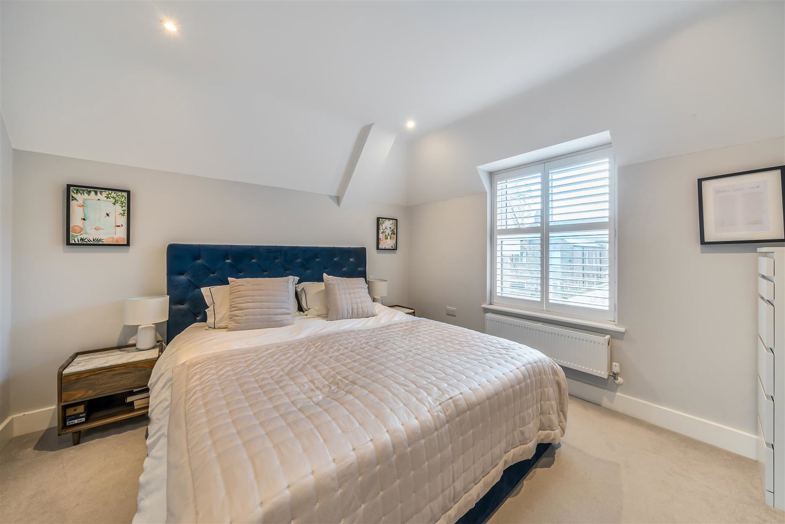 Flat in Bushey