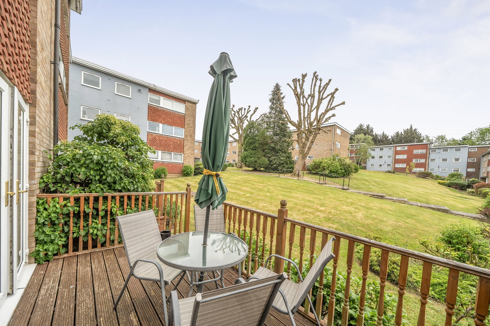 Flat in Bushey