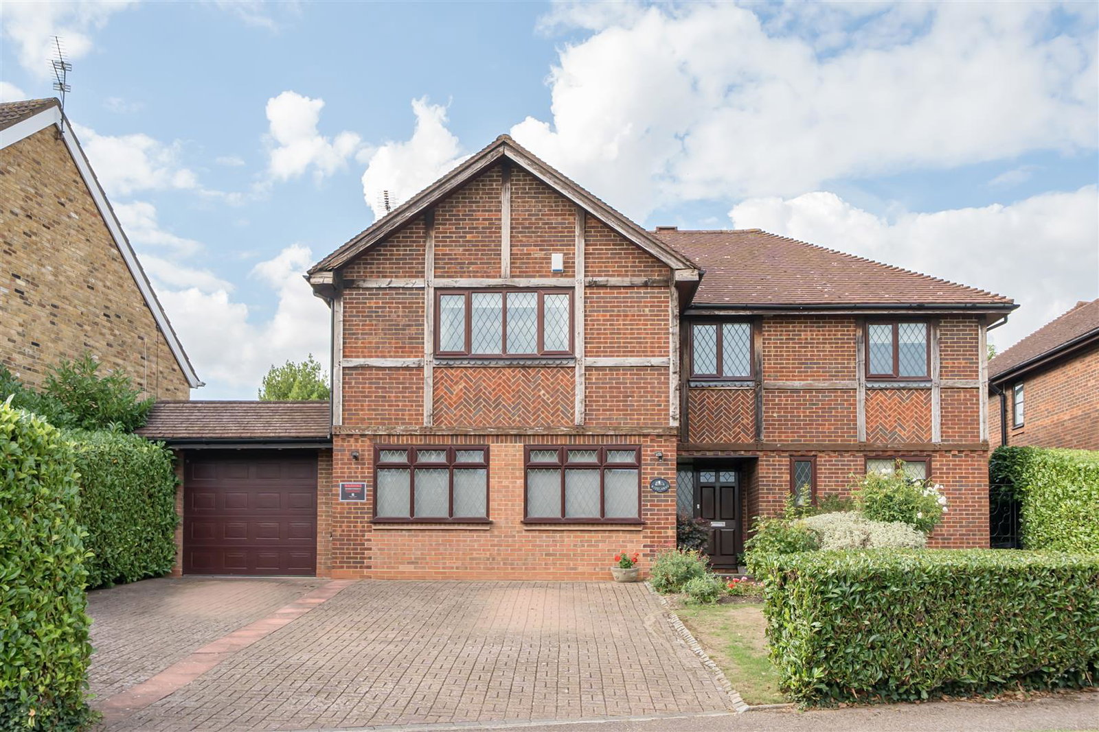 Detached House in Hadley Wood