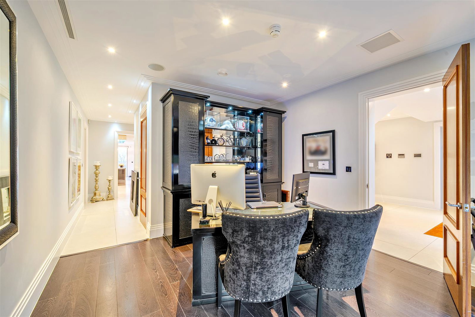 Detached House in Bushey