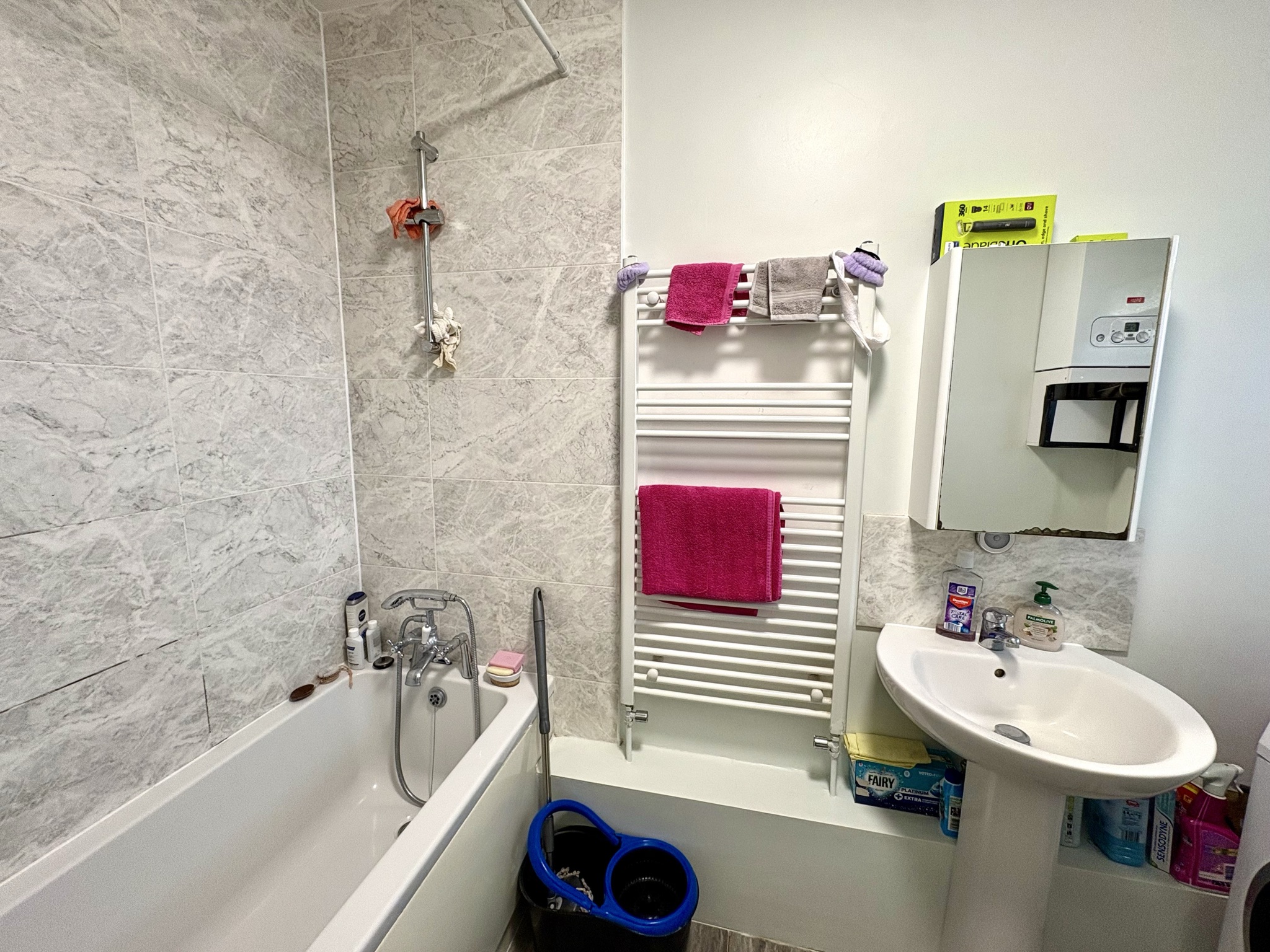 Flat for sale in London, Kingsbury Road, London, 538 m²
