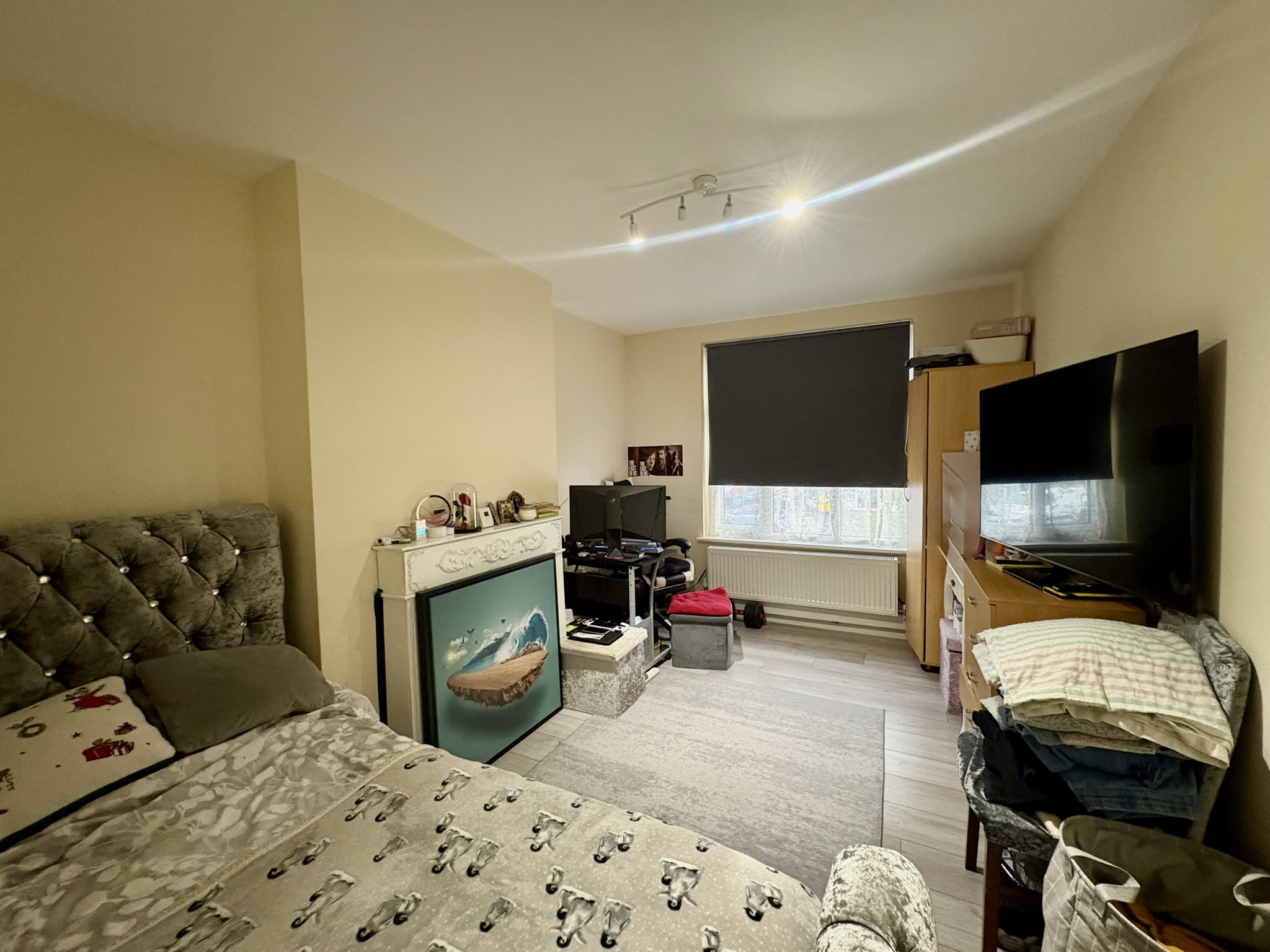 Flat for sale in London, Kingsbury Road, London, 538 m²