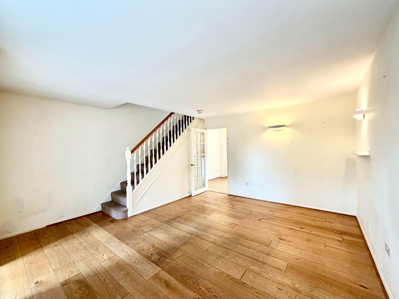 Semi Detached House in London