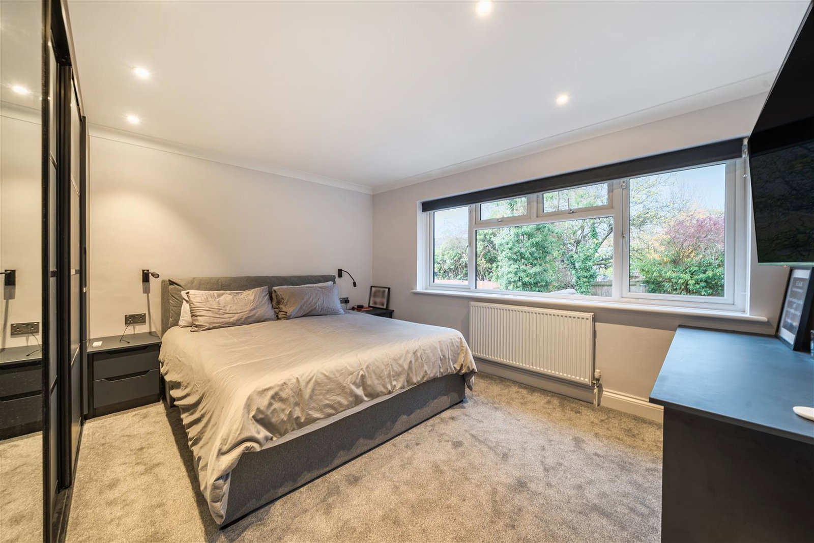 Detached House in Bushey