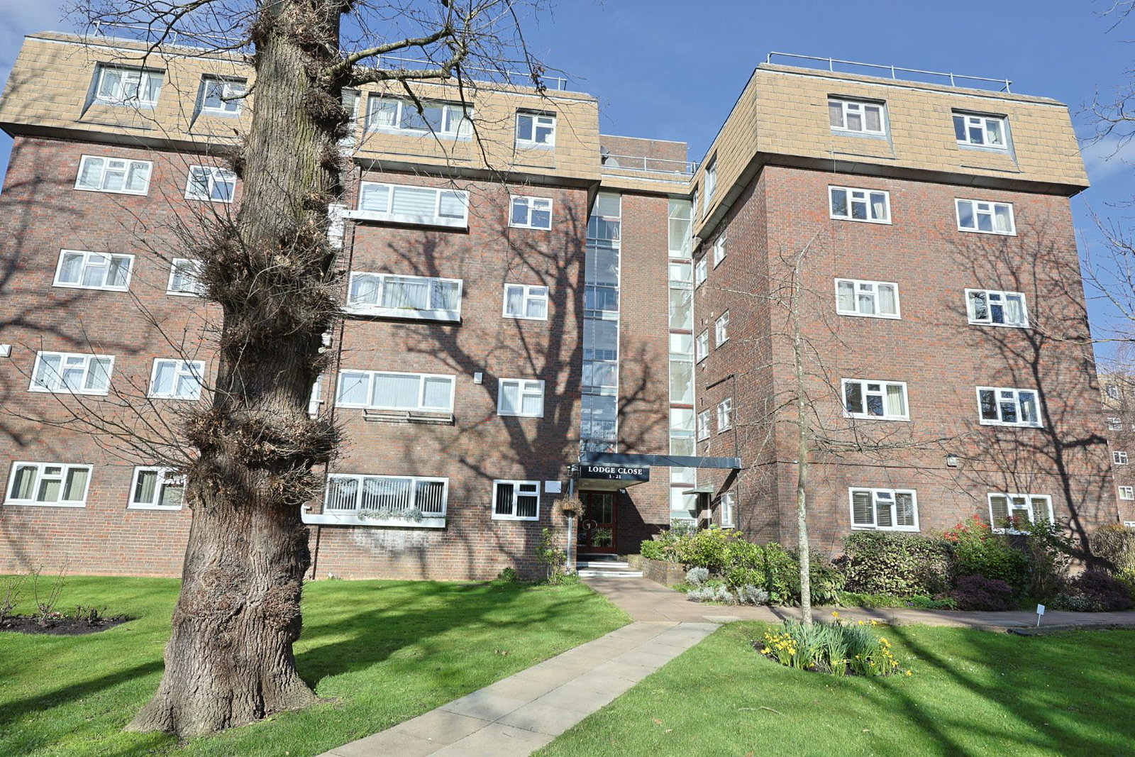 Apartment in Edgware