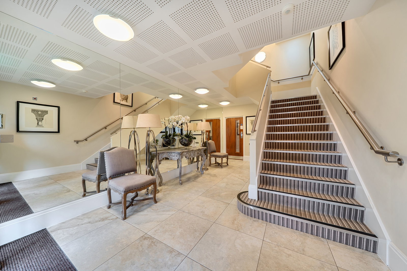 Flat in Bushey
