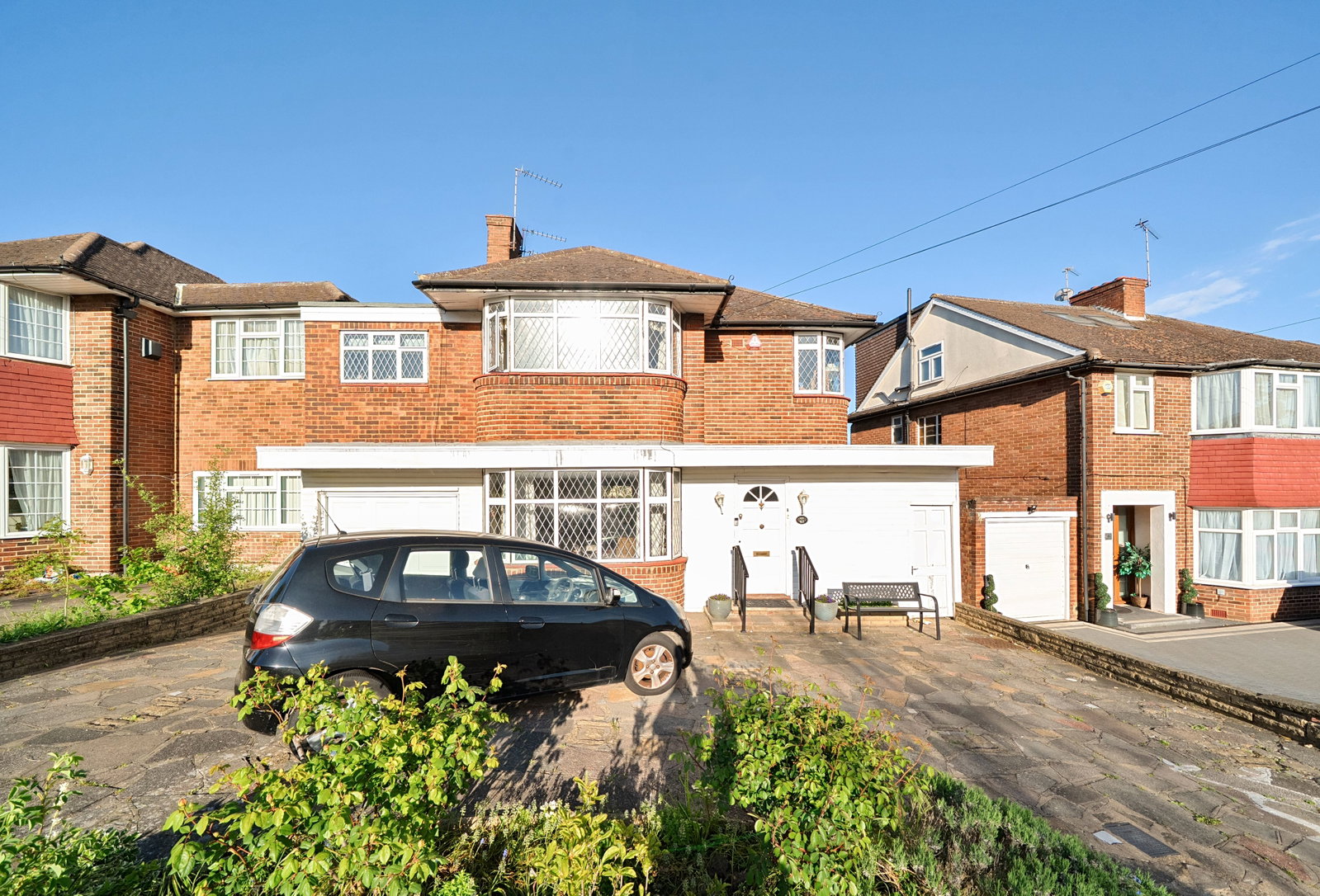 Detached House in Edgware