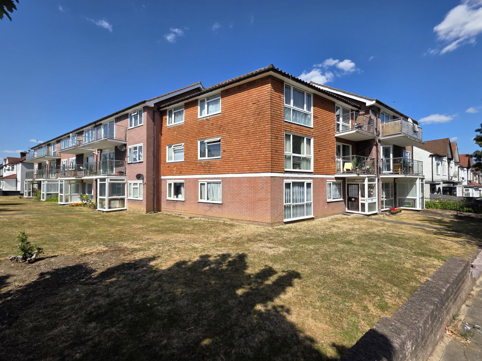 Apartment in Edgware