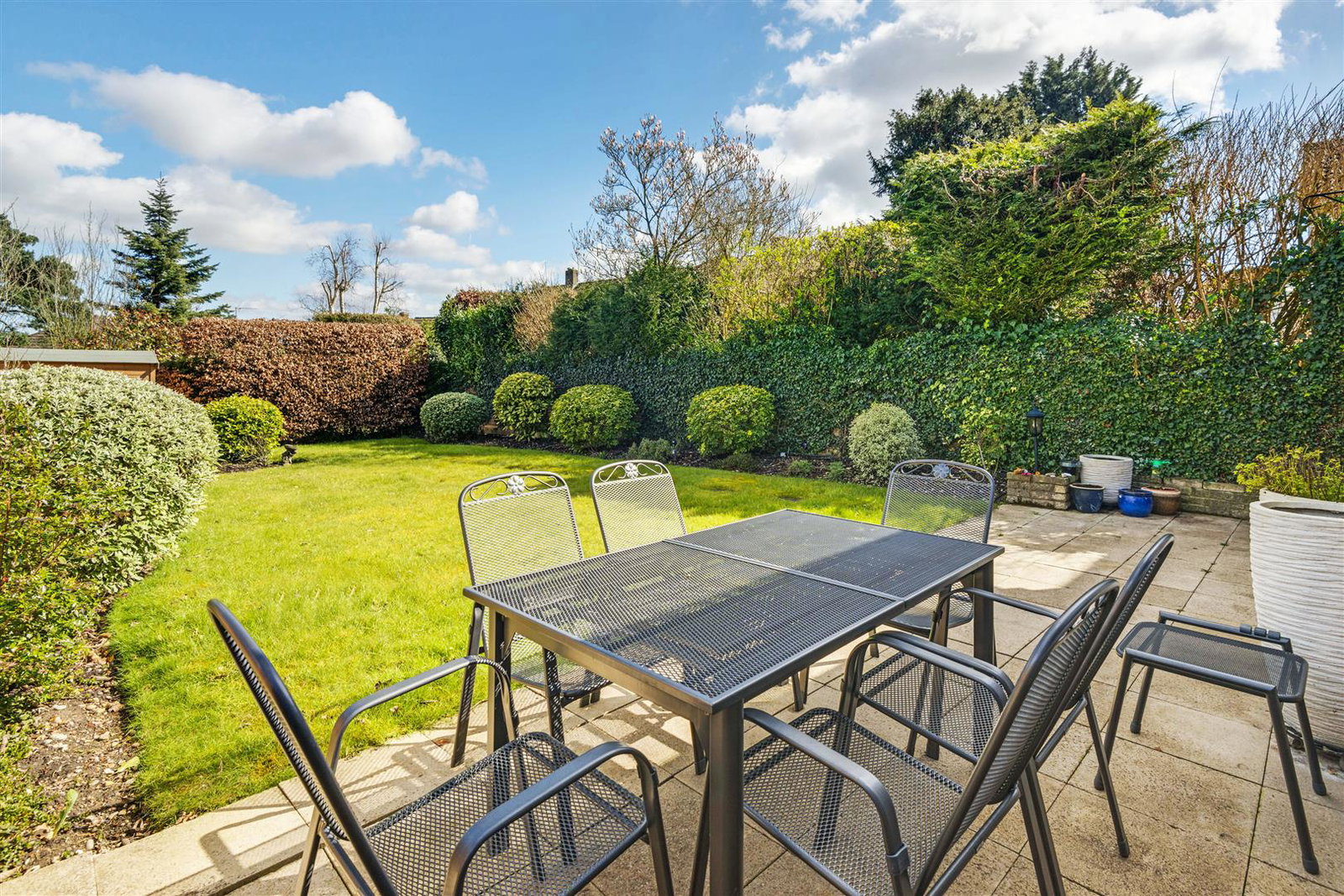 Semi Detached House in Bushey