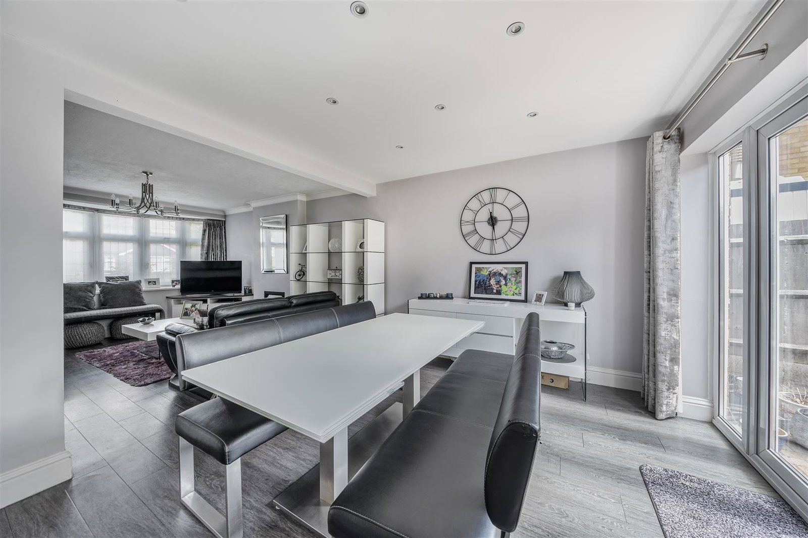 Detached House in Bushey