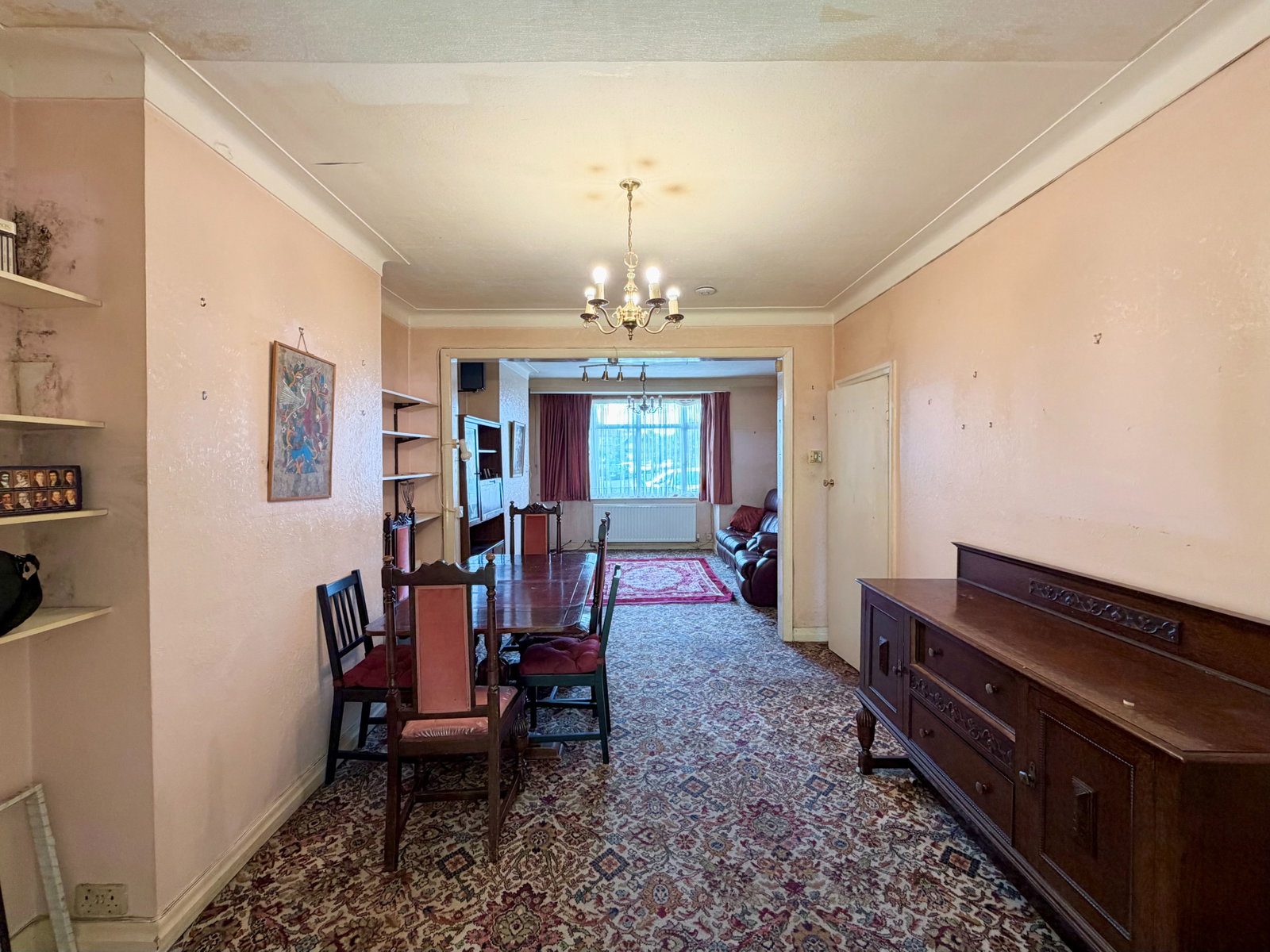 Semi Detached House in Edgware