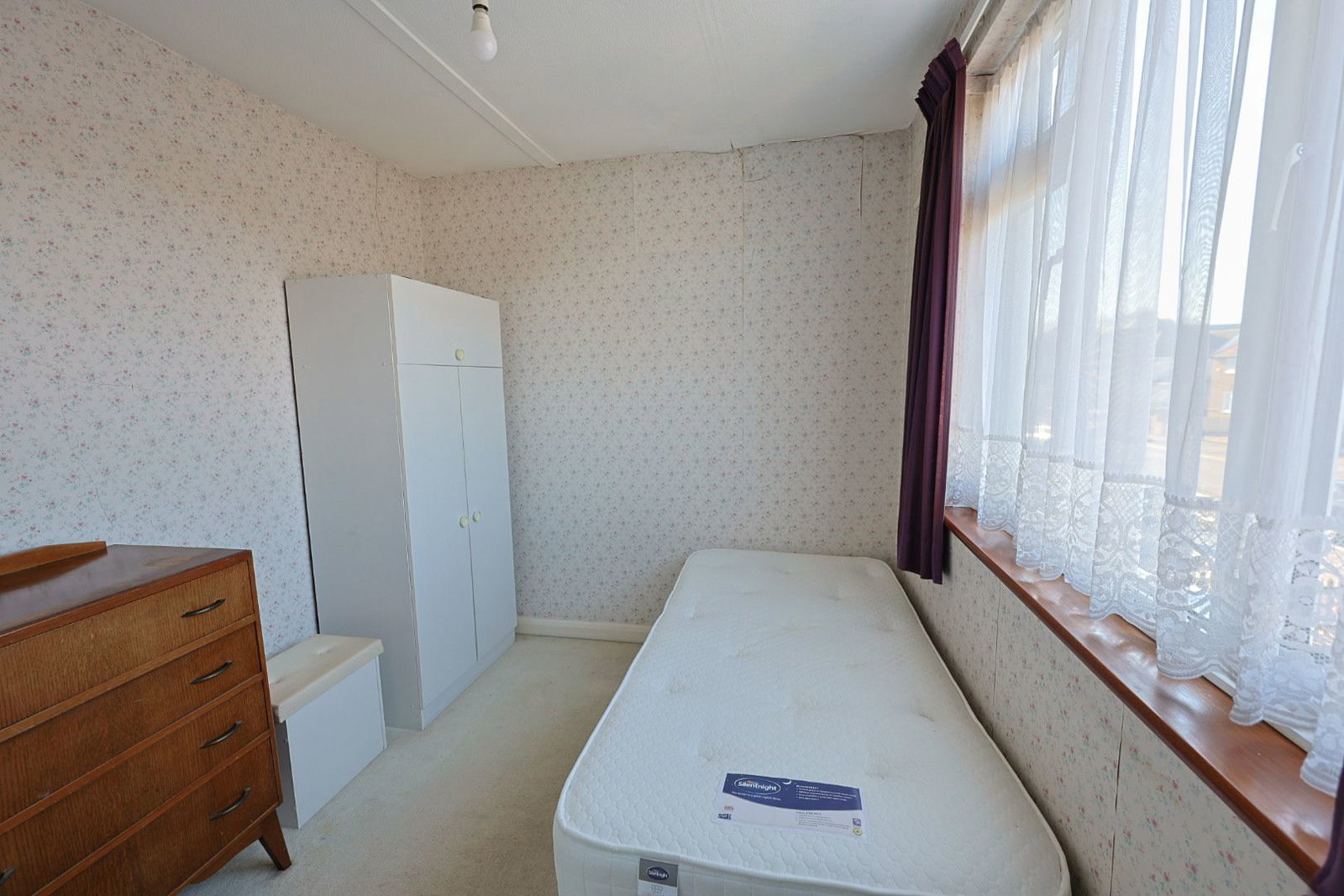 Semi Detached House in Edgware