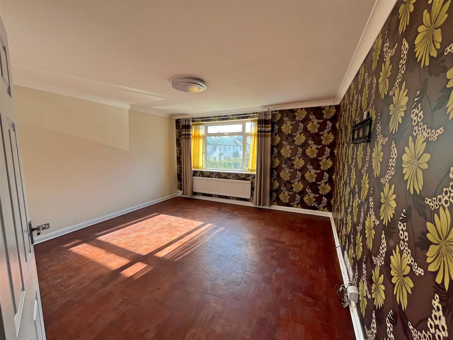 Flat in Bushey