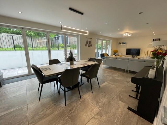Detached House in Bushey