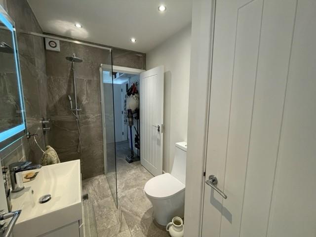 Detached House in Bushey